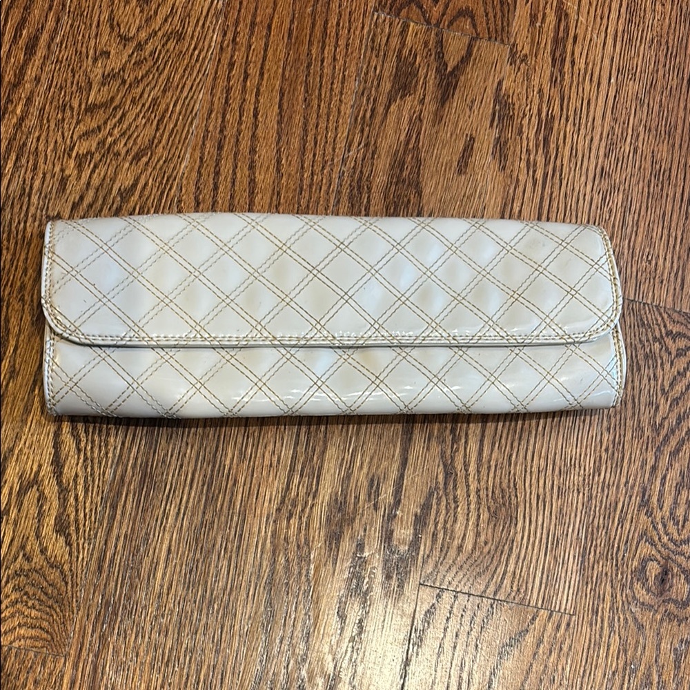 Elegant Shiny Cream Quilted GAP Clutch